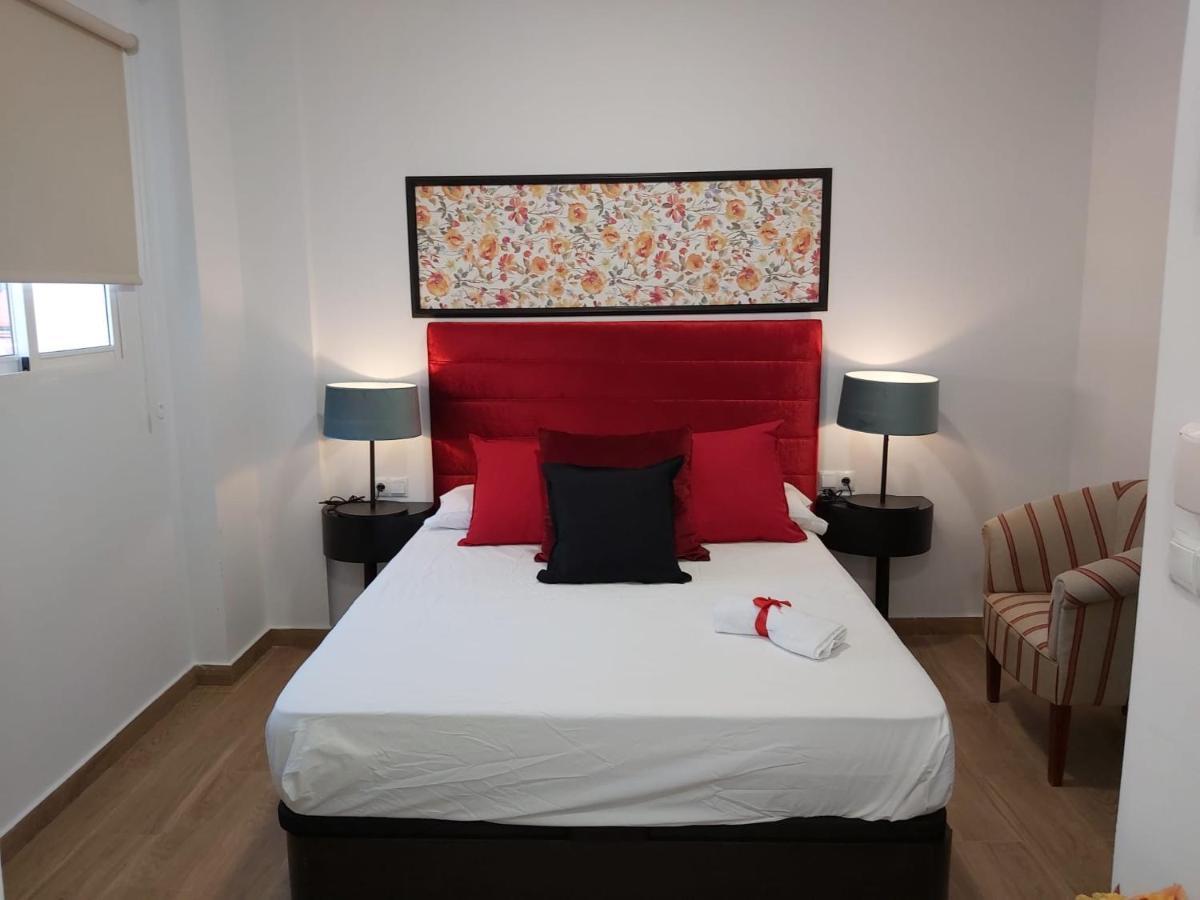 Apartamentos Rous - Solo Adultos Valenza Esterno foto