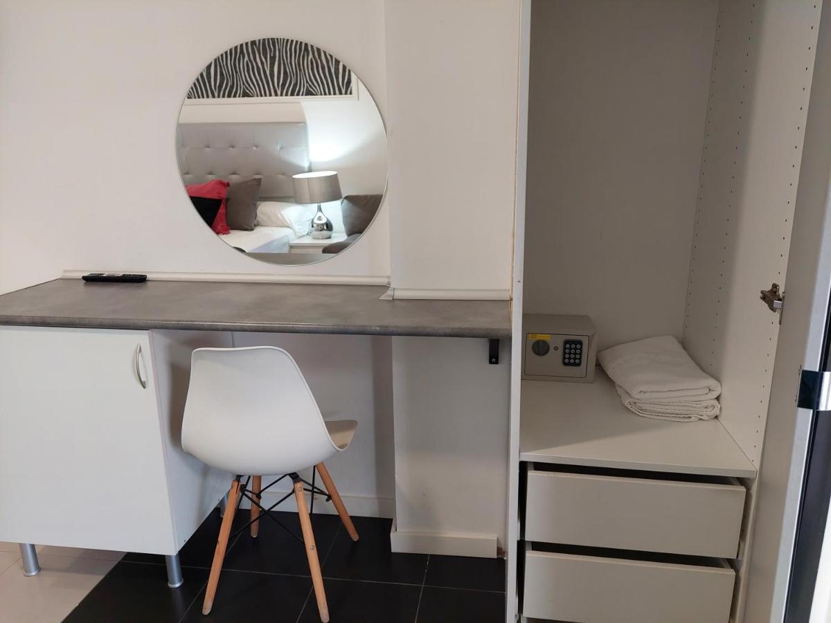 Apartamentos Rous - Solo Adultos Valenza Esterno foto