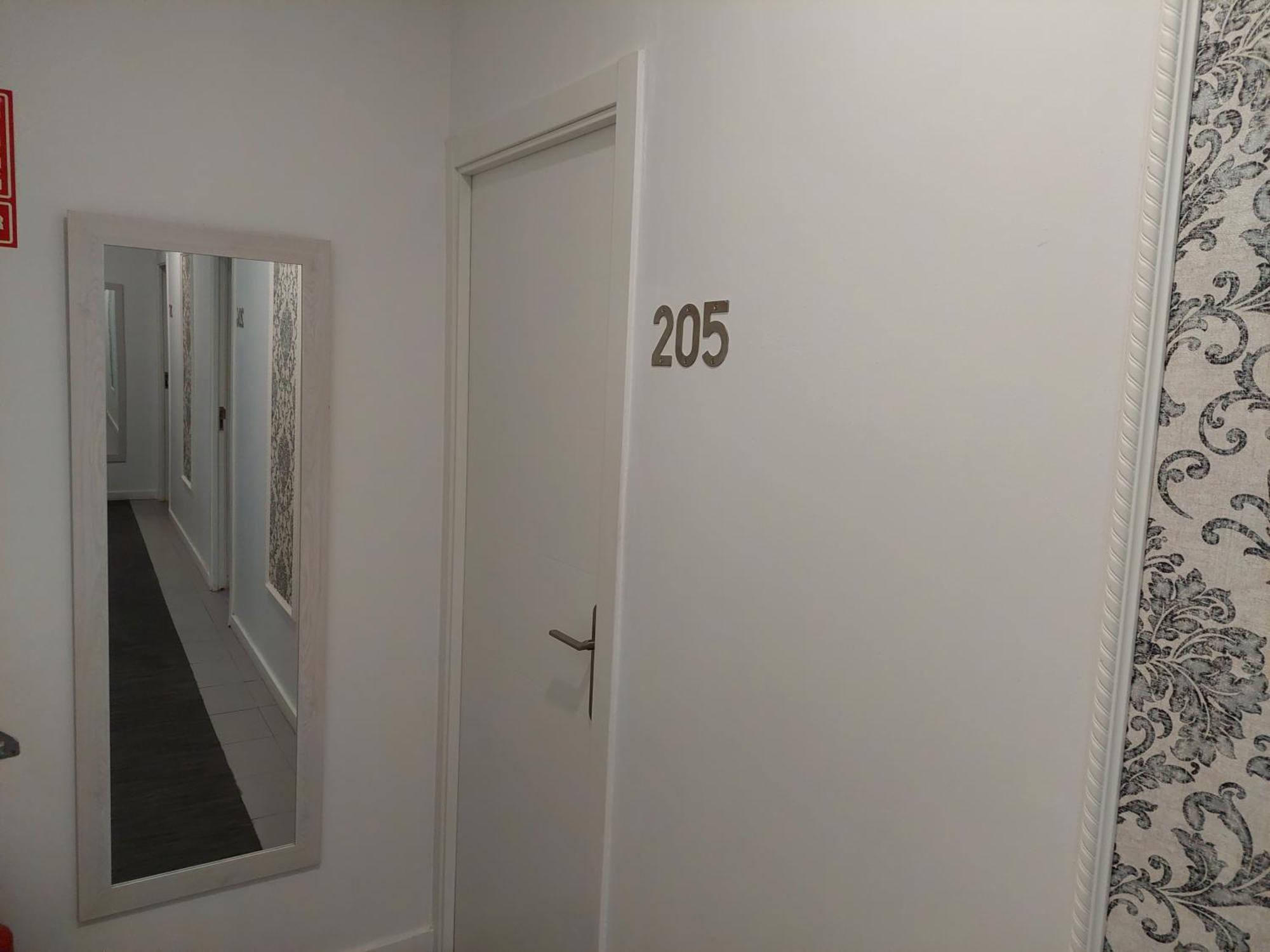 Apartamentos Rous - Solo Adultos Valenza Camera foto